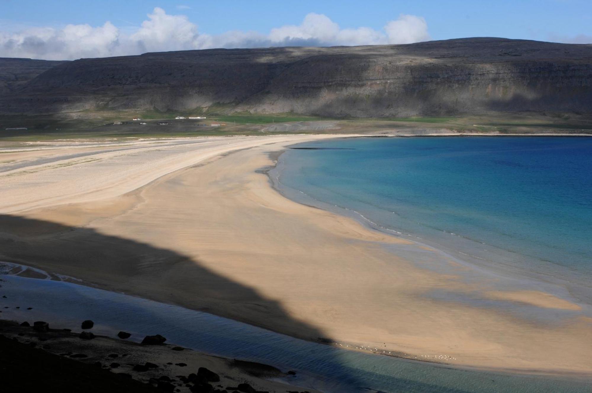 Hotel Latrabjarg Hnjotur Exteriör bild