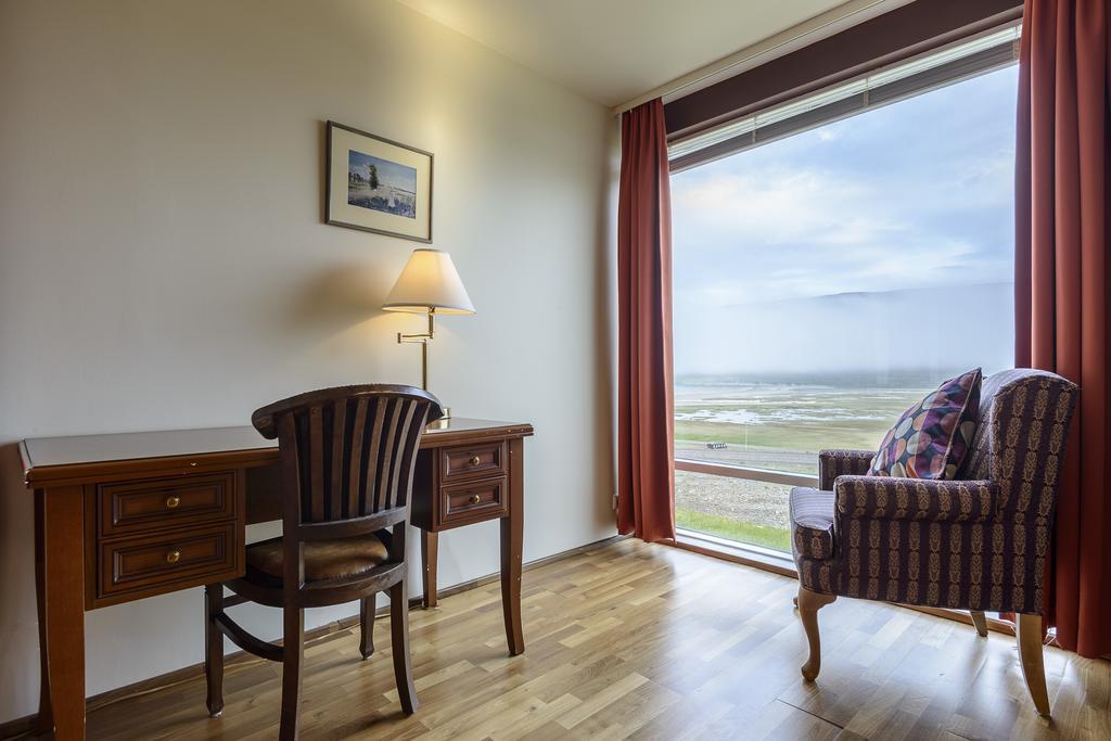 Hotel Latrabjarg Hnjotur Exteriör bild